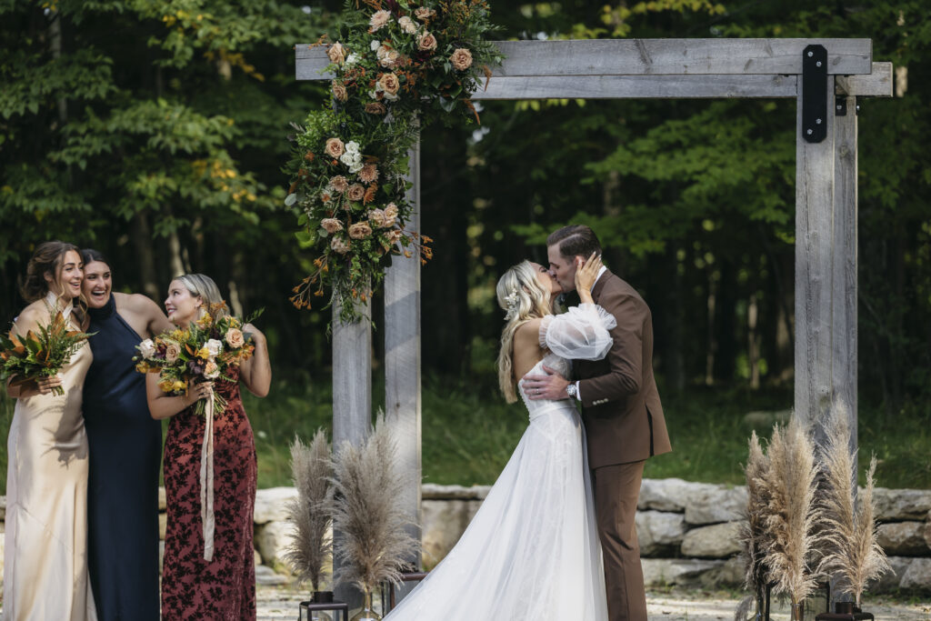 door county-flowers-venue-wedding